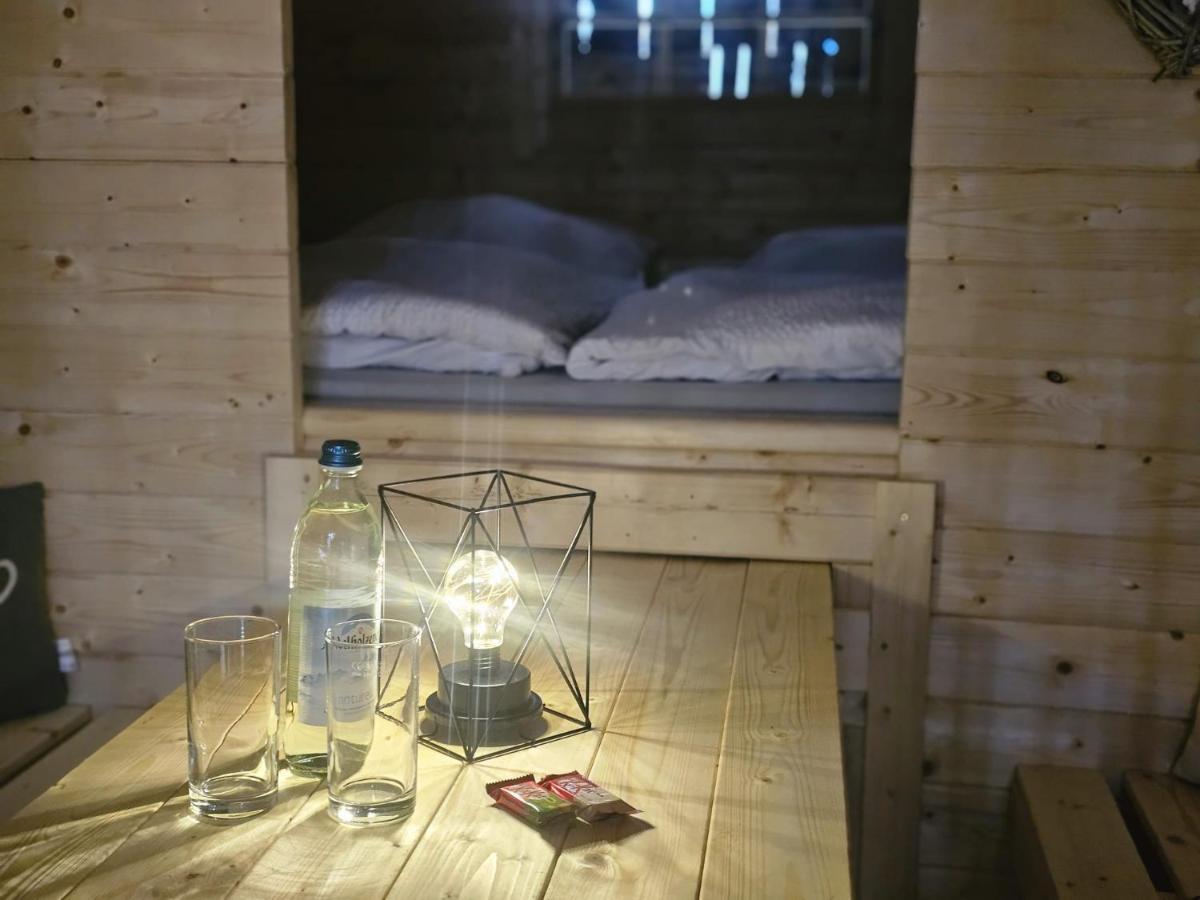 Schlaffass Mit Wellness In Alter Scheune Seinsheim Exterior photo